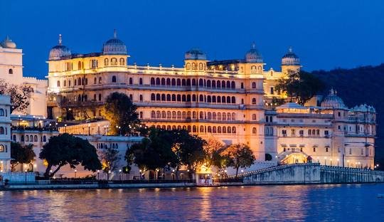 Best Honeymoon Destinations in India Udaipur palace view