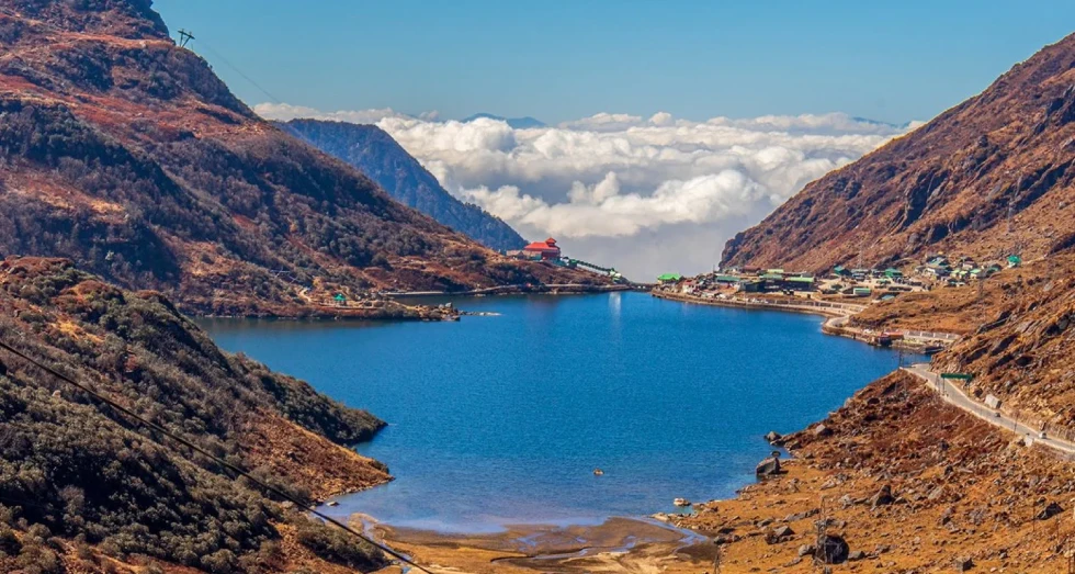 Darjeeling Gangtok group tour destinations in India hills