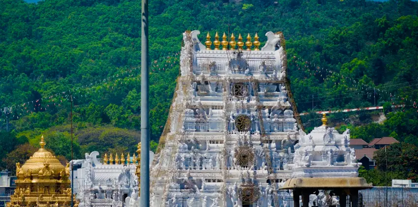 South India Temple Tour: A Divine Journey